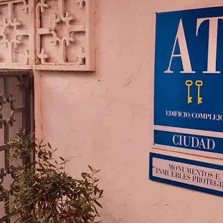 Beautiful Historic - Location Apartment Marbella